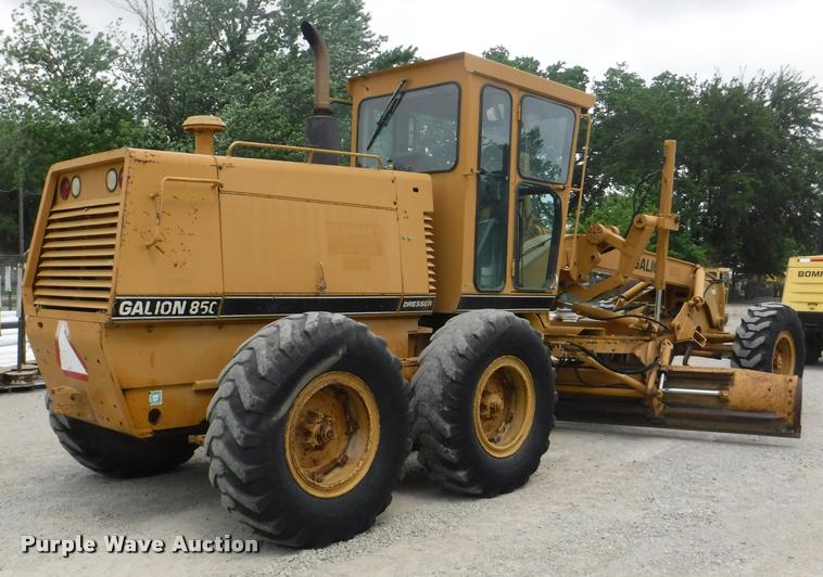 image for item DB3939 1995 Galion 850B motor grader