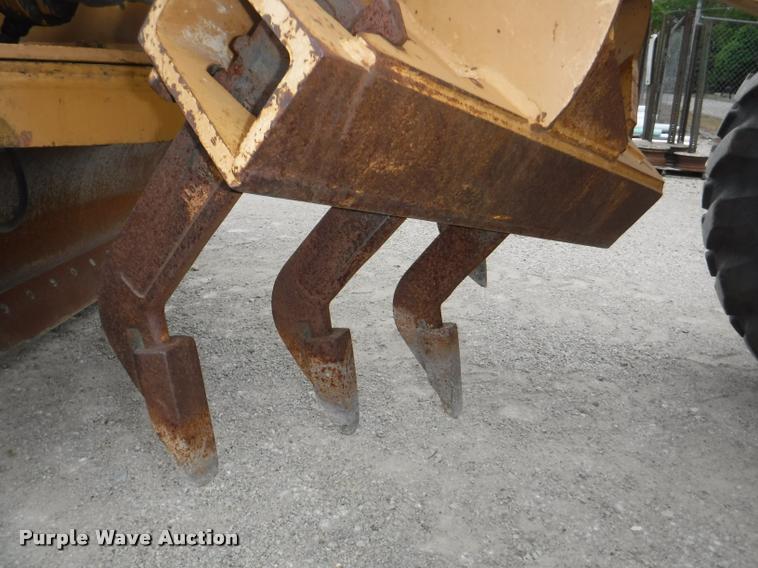 image for item DB3939 1995 Galion 850B motor grader