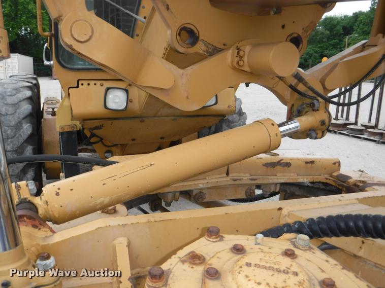 image for item DB3939 1995 Galion 850B motor grader