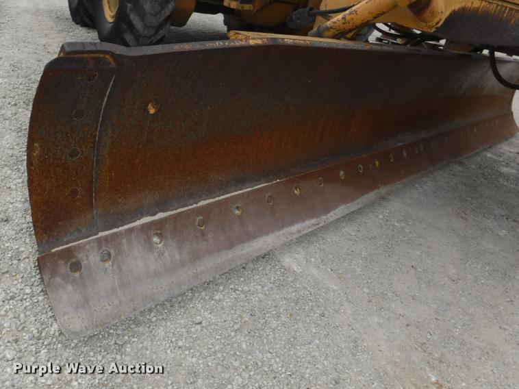 image for item DB3939 1995 Galion 850B motor grader