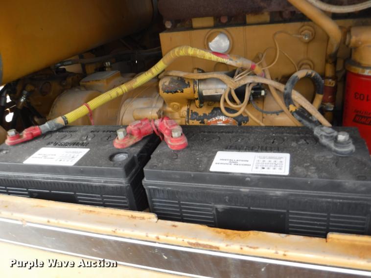 image for item DB3939 1995 Galion 850B motor grader