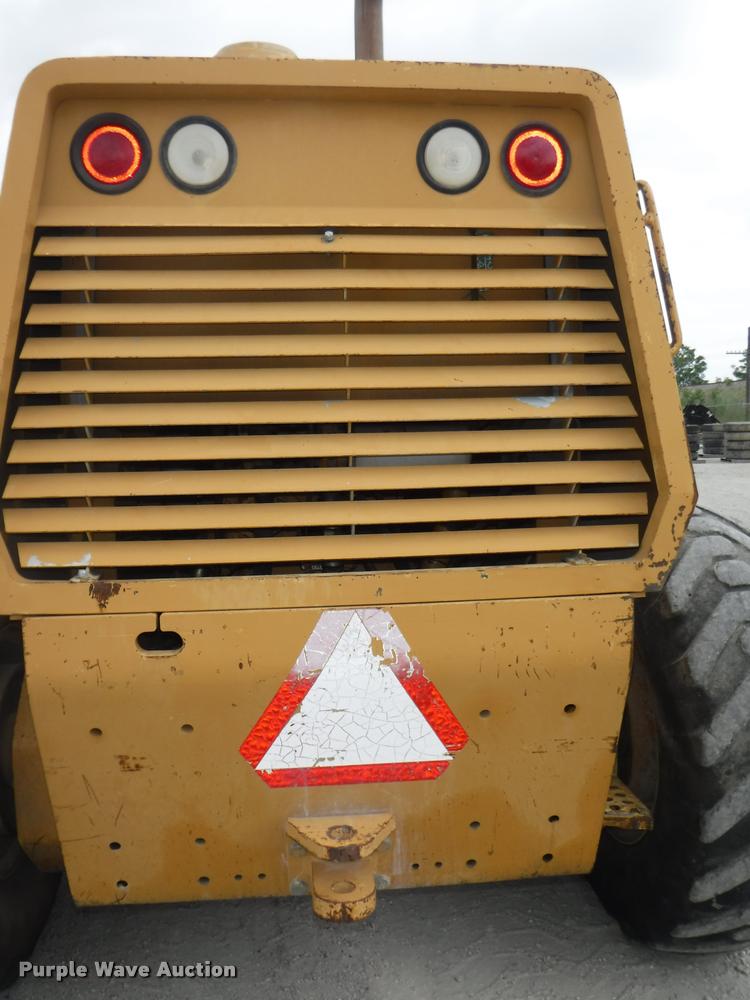 image for item DB3939 1995 Galion 850B motor grader