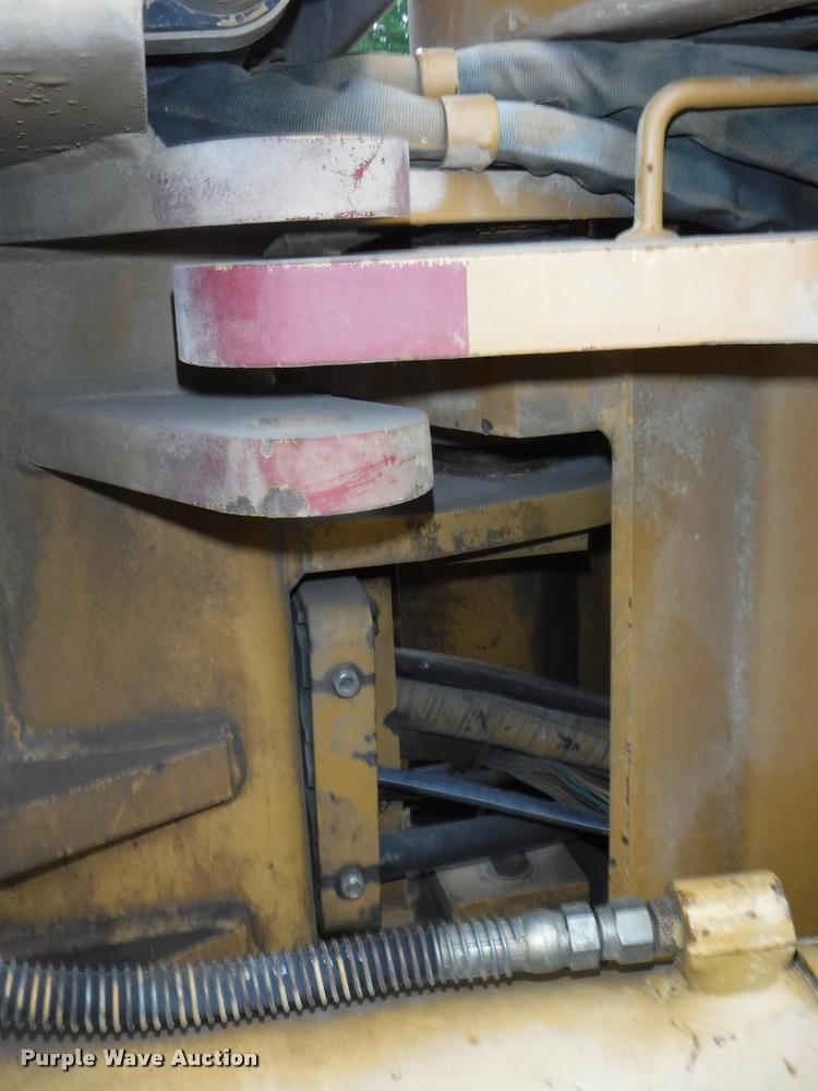 image for item DB3939 1995 Galion 850B motor grader