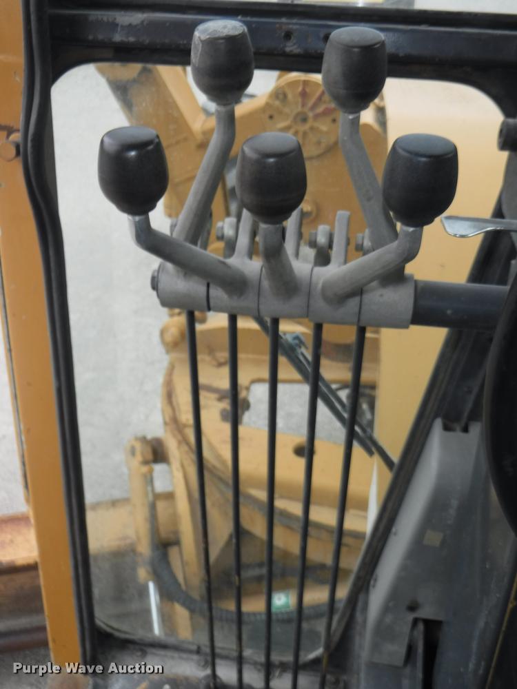 image for item DB3939 1995 Galion 850B motor grader