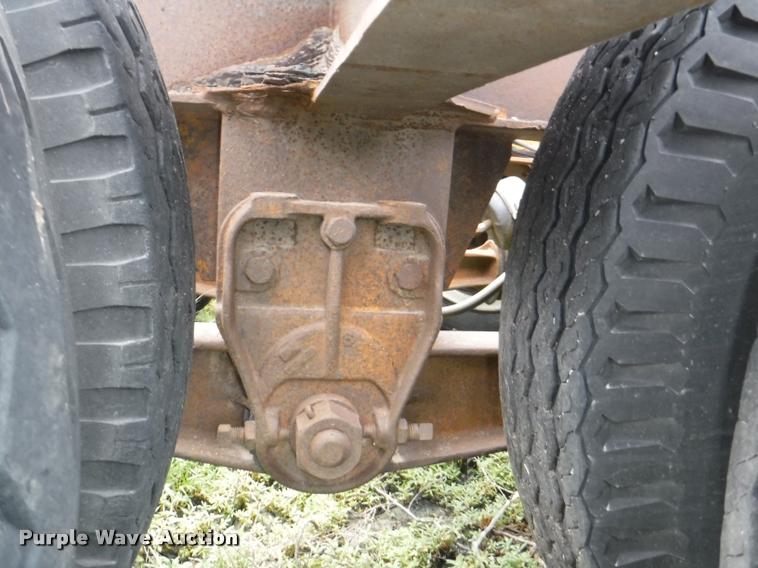 image for item DB3953 1968 John equipment trailer