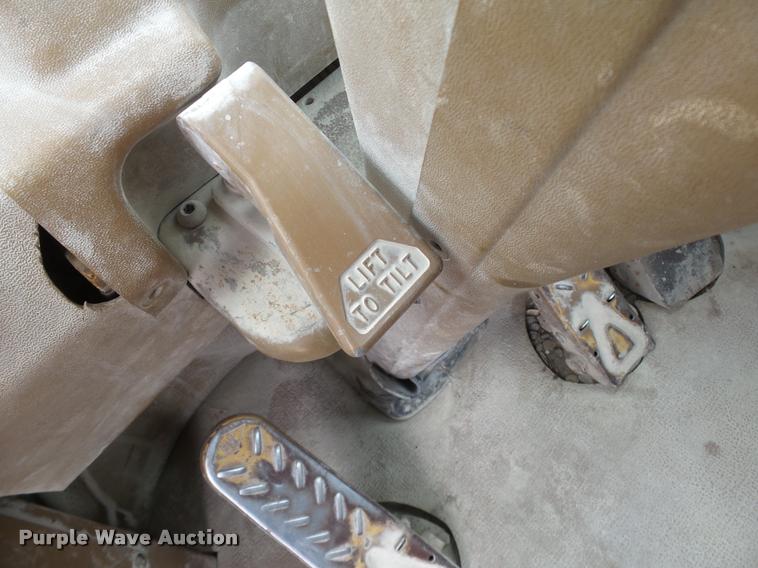 image for item DB4726 1988 Caterpillar 950E wheel loader