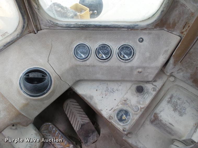 image for item DB4726 1988 Caterpillar 950E wheel loader