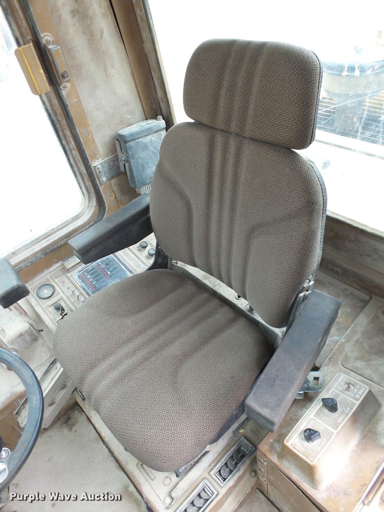 image for item DB4726 1988 Caterpillar 950E wheel loader