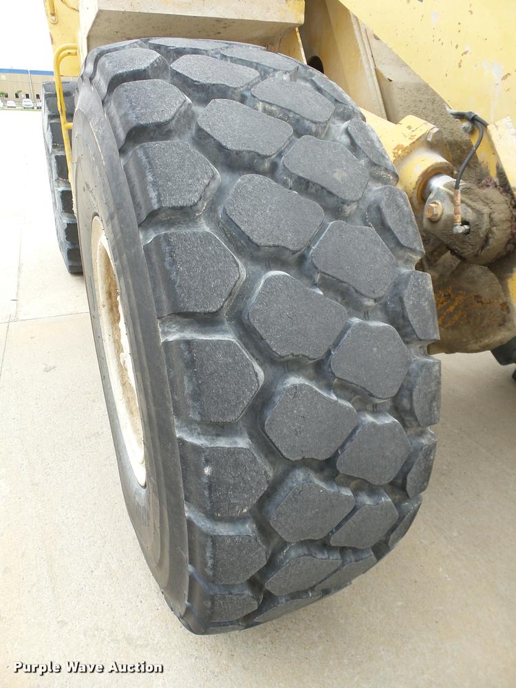 image for item DB4726 1988 Caterpillar 950E wheel loader