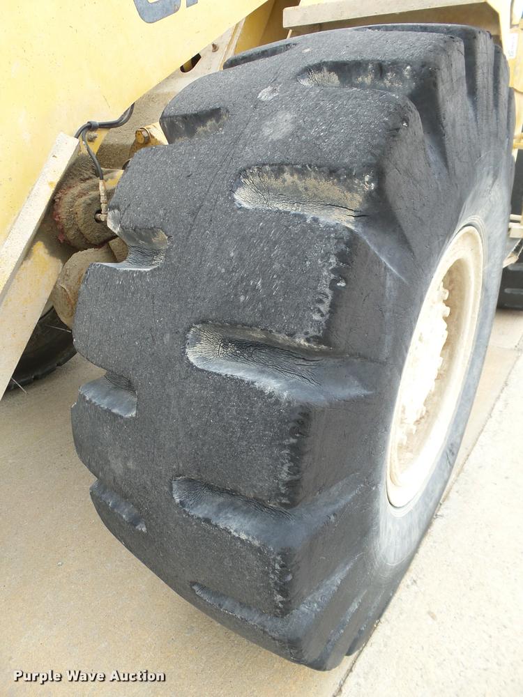image for item DB4726 1988 Caterpillar 950E wheel loader