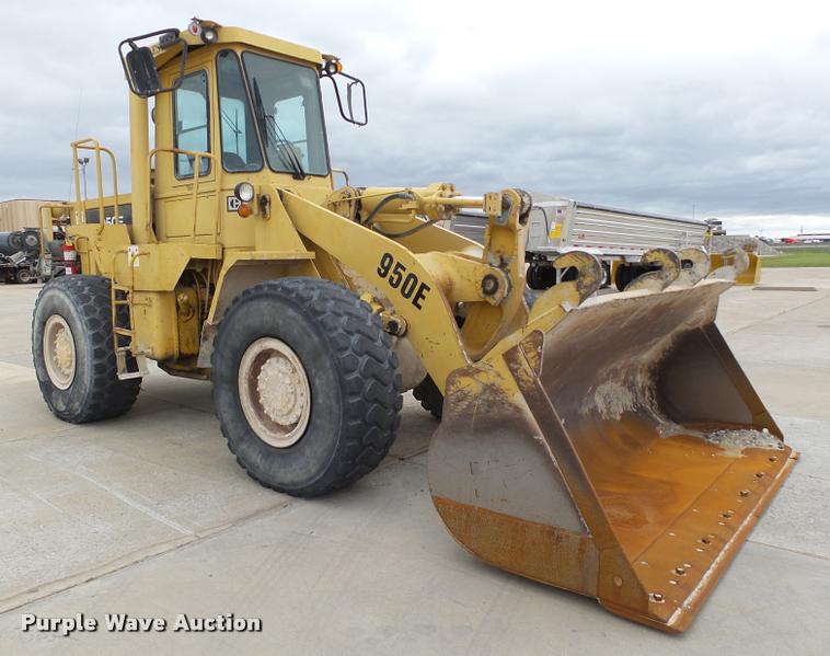 image for item DB4727 1989 Caterpillar 950E wheel loader