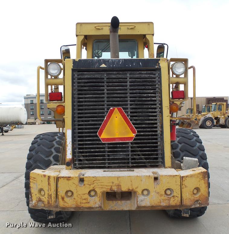 image for item DB4727 1989 Caterpillar 950E wheel loader