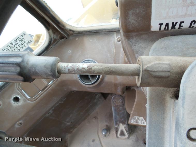 image for item DB4727 1989 Caterpillar 950E wheel loader