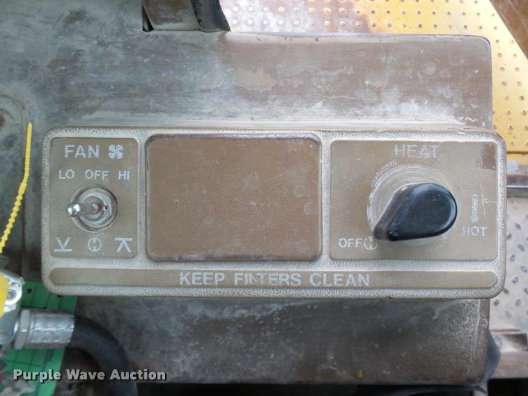 image for item DB4727 1989 Caterpillar 950E wheel loader