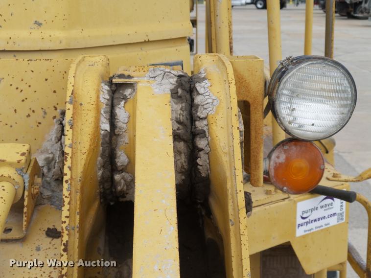 image for item DB4727 1989 Caterpillar 950E wheel loader