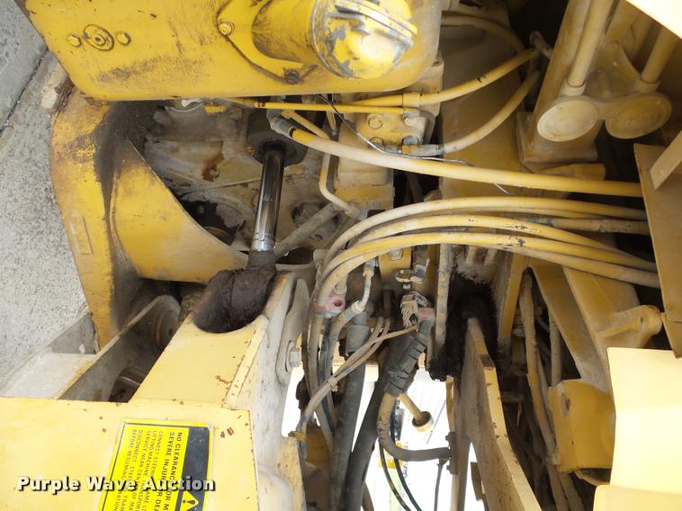image for item DB4727 1989 Caterpillar 950E wheel loader