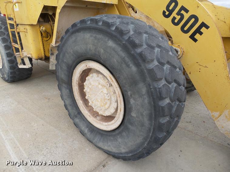 image for item DB4727 1989 Caterpillar 950E wheel loader
