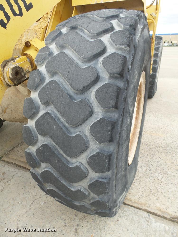 image for item DB4727 1989 Caterpillar 950E wheel loader
