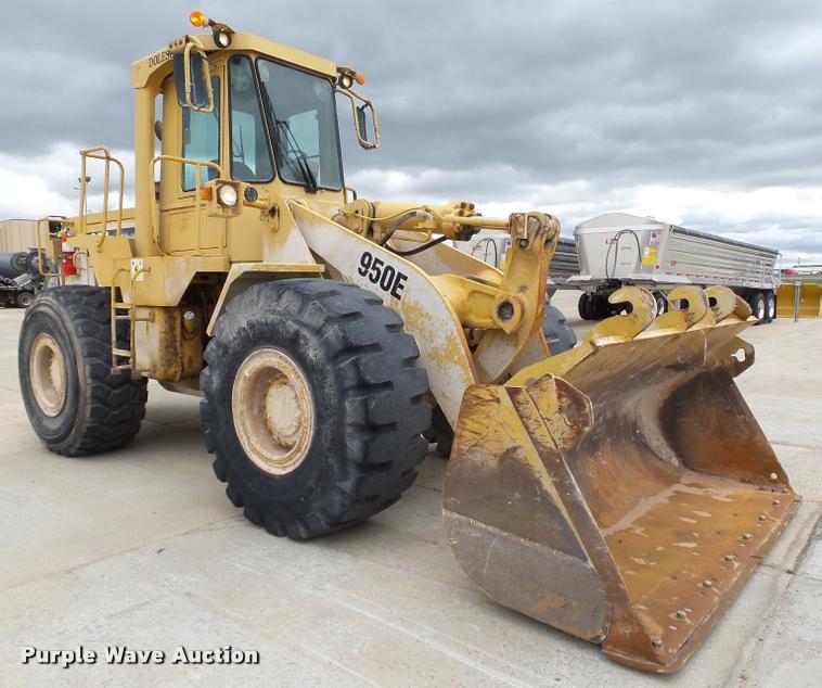 image for item DB4729 1989 Caterpillar 950E wheel loader