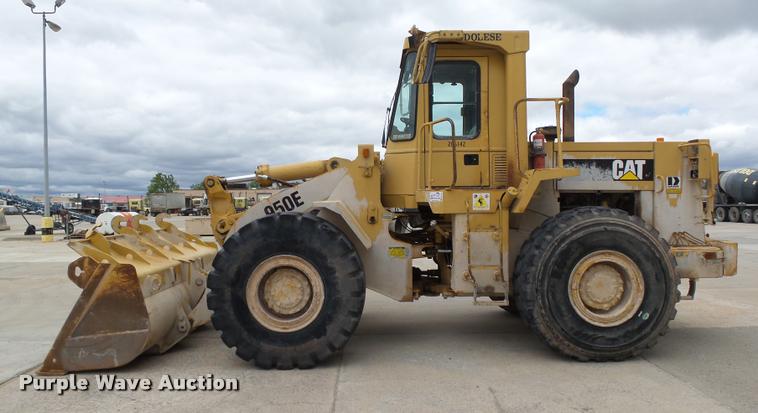 image for item DB4729 1989 Caterpillar 950E wheel loader