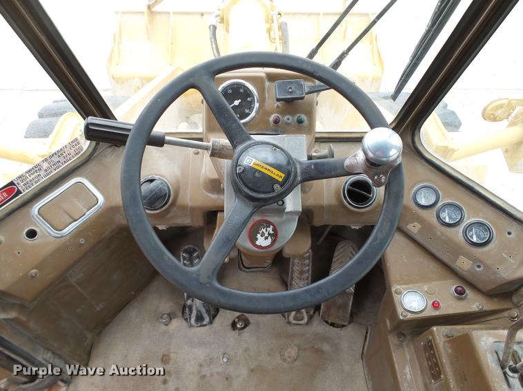 image for item DB4729 1989 Caterpillar 950E wheel loader