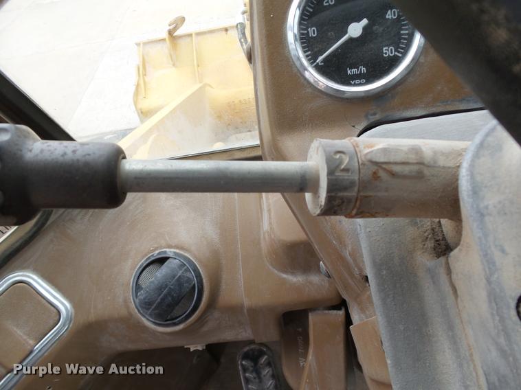 image for item DB4729 1989 Caterpillar 950E wheel loader