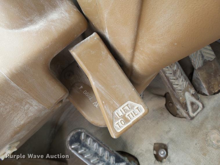 image for item DB4729 1989 Caterpillar 950E wheel loader