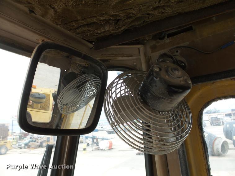 image for item DB4729 1989 Caterpillar 950E wheel loader