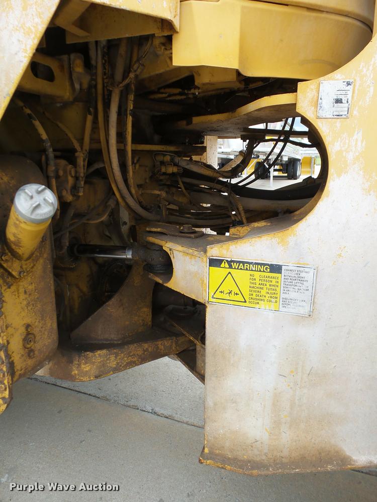 image for item DB4729 1989 Caterpillar 950E wheel loader