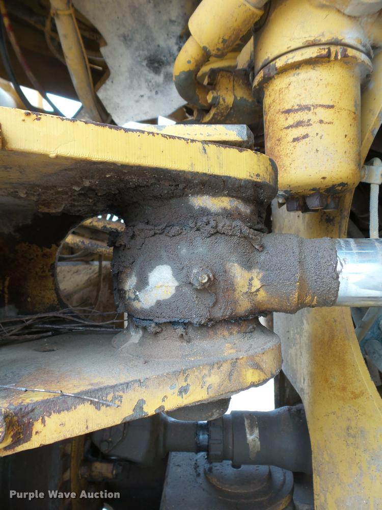 image for item DB4729 1989 Caterpillar 950E wheel loader