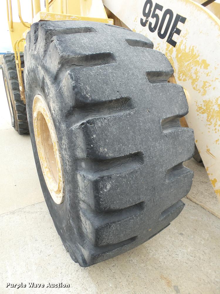 image for item DB4729 1989 Caterpillar 950E wheel loader