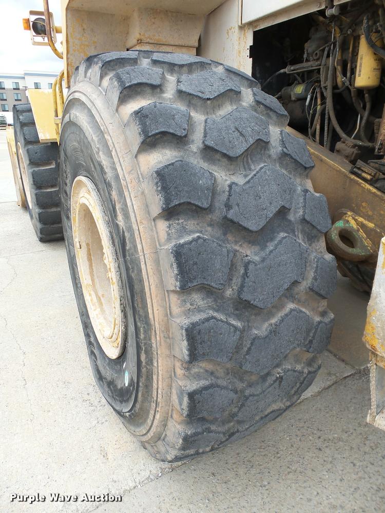 image for item DB4729 1989 Caterpillar 950E wheel loader