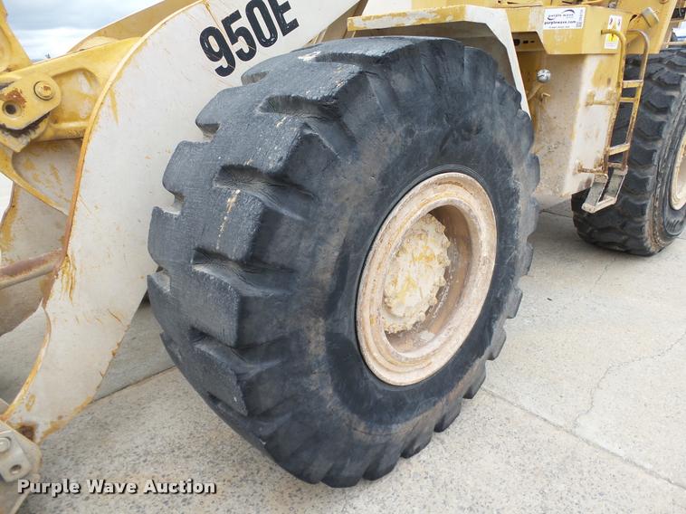 image for item DB4729 1989 Caterpillar 950E wheel loader