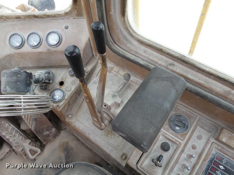 image for item DB4730 1987 Caterpillar 950B wheel loader