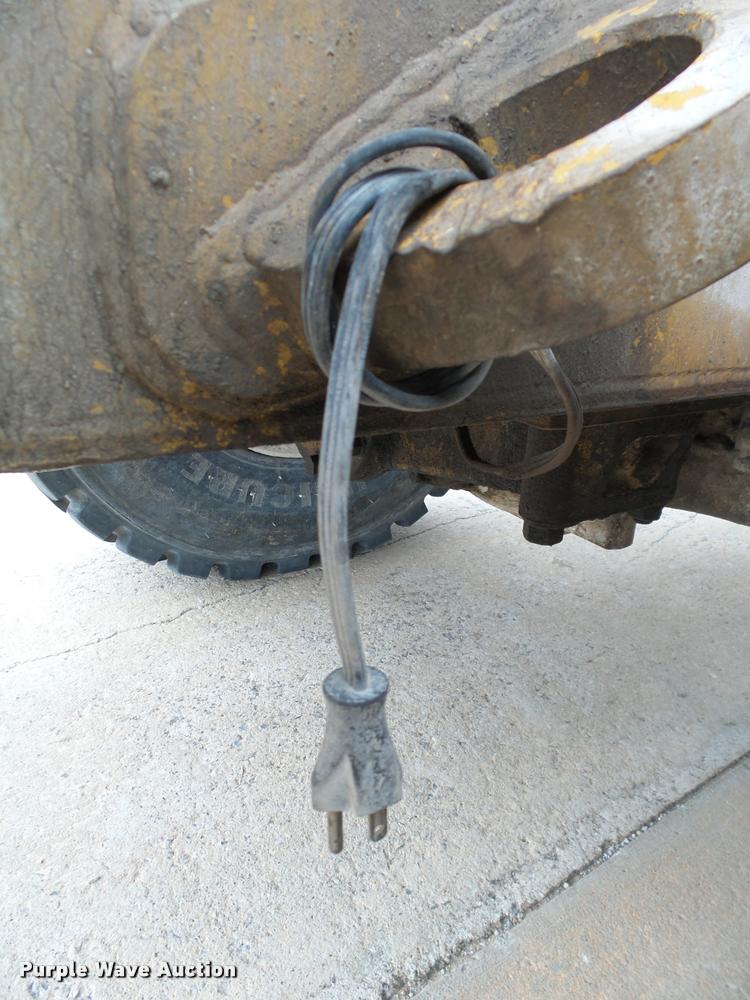 image for item DB4730 1987 Caterpillar 950B wheel loader