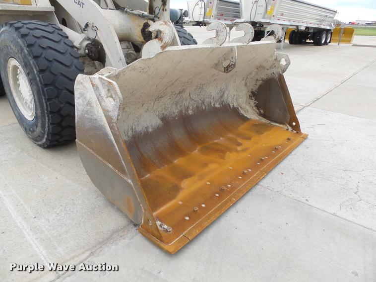 image for item DB4730 1987 Caterpillar 950B wheel loader