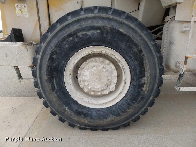 image for item DB4730 1987 Caterpillar 950B wheel loader