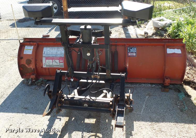 image for item DD9424 Western snow plow
