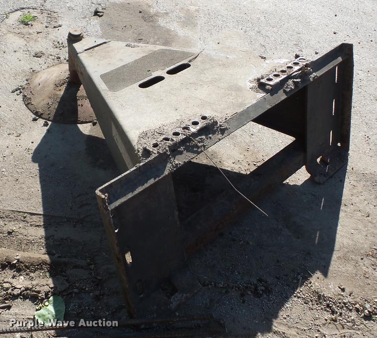 image for item DD9426 Skid steer scraper