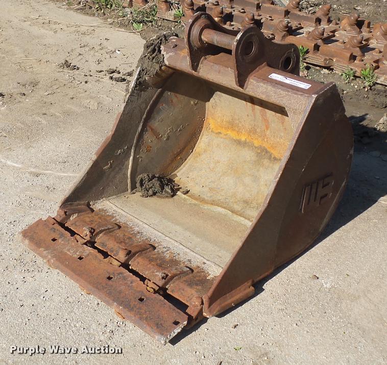 image for item DD9427 Excavator bucket