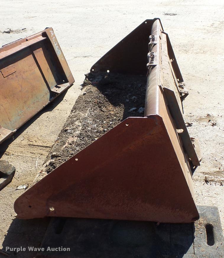 image for item DD9428 Skid steer bucket