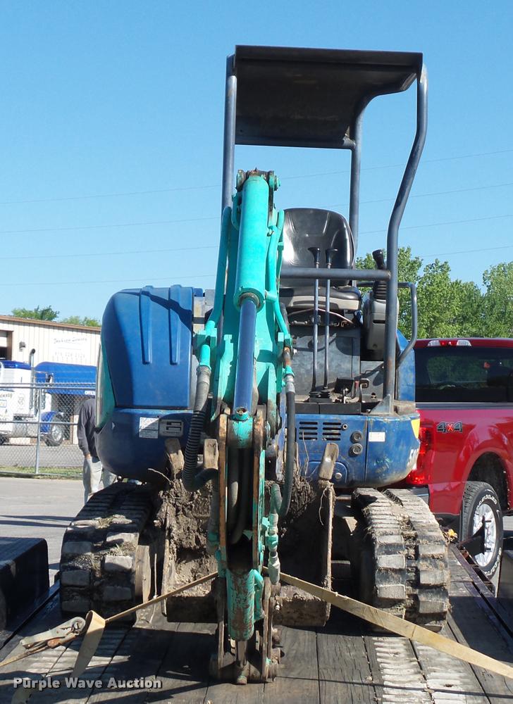 image for item DD9431 2004 IHI 30NX-2 compact excavator