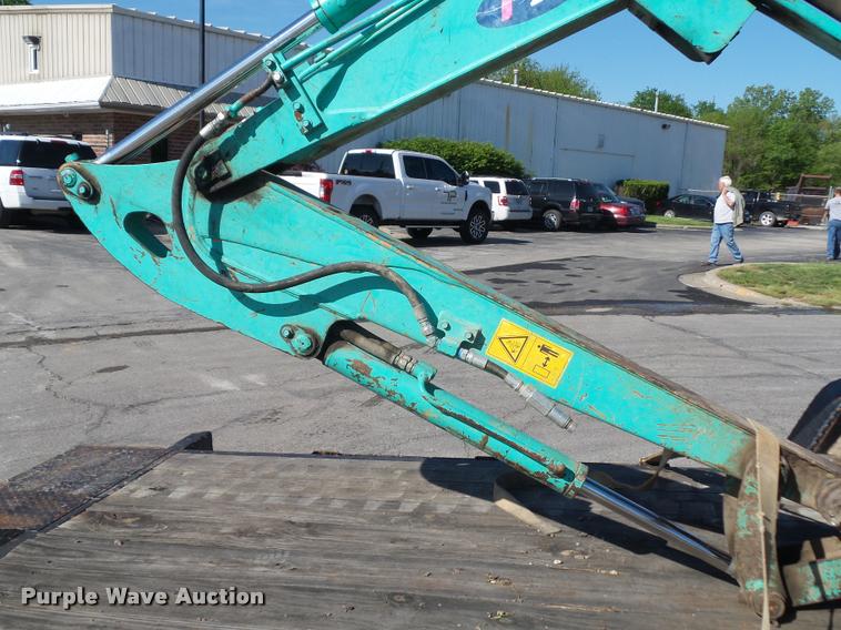 image for item DD9431 2004 IHI 30NX-2 compact excavator