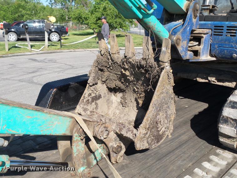 image for item DD9431 2004 IHI 30NX-2 compact excavator