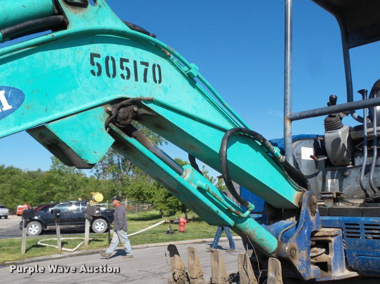 image for item DD9431 2004 IHI 30NX-2 compact excavator