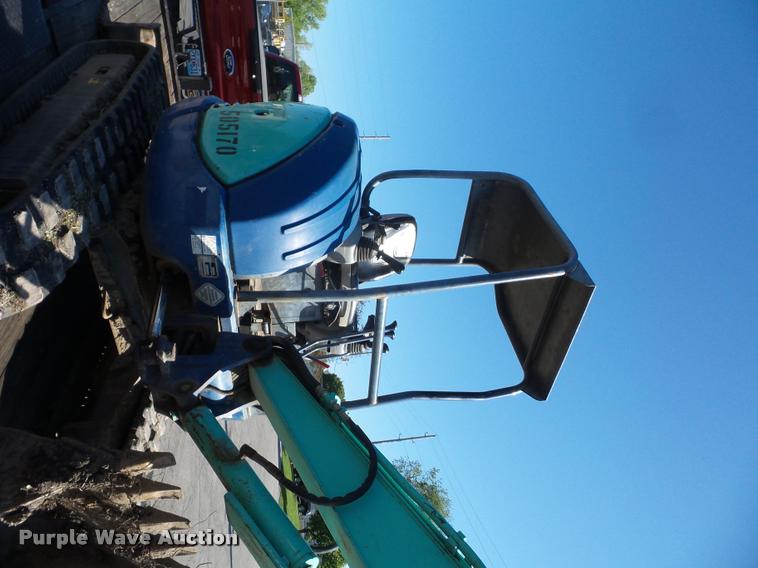 image for item DD9431 2004 IHI 30NX-2 compact excavator