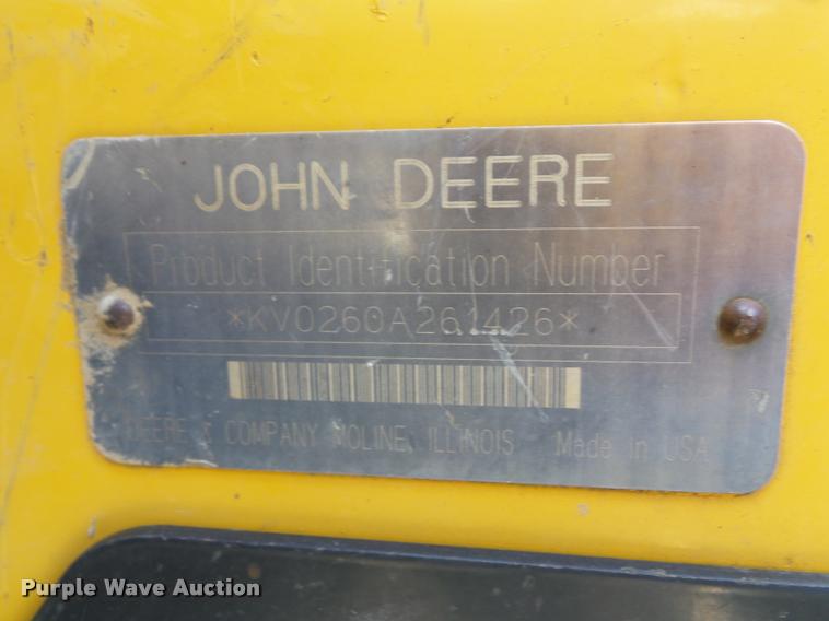 image for item DD9432 2000 John Deere 260 skid steer