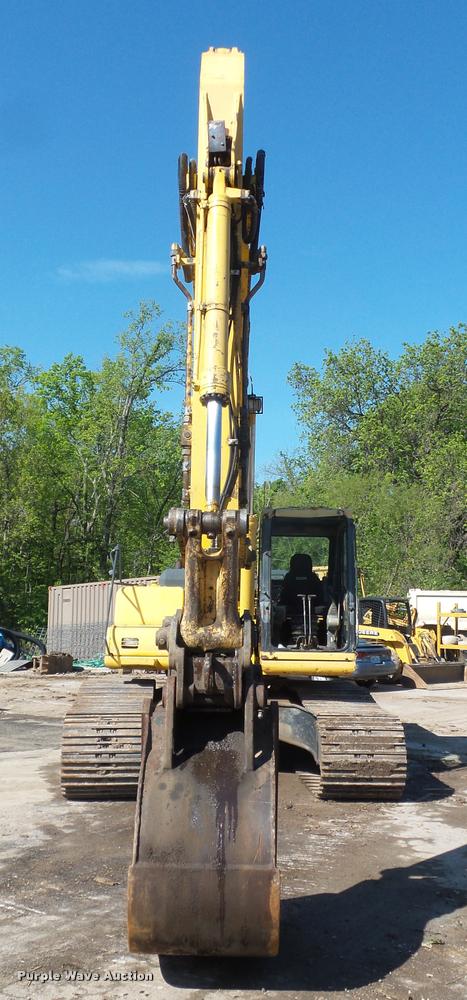image for item DD9434 2001 Komatsu PC200LC excavator