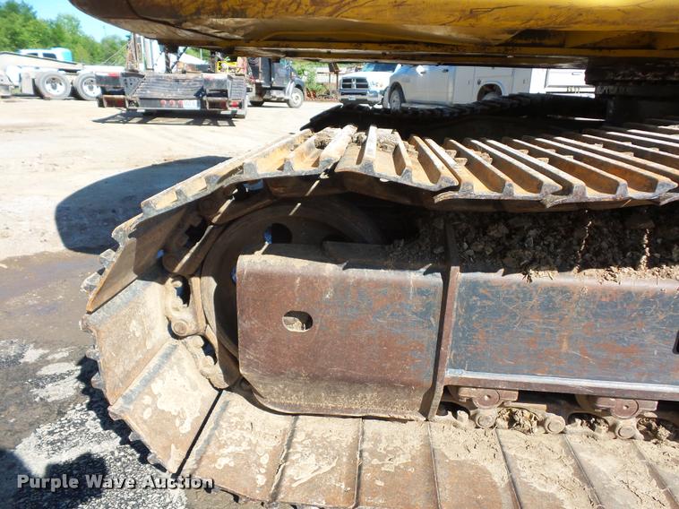 image for item DD9434 2001 Komatsu PC200LC excavator