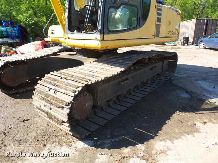 image for item DD9434 2001 Komatsu PC200LC excavator